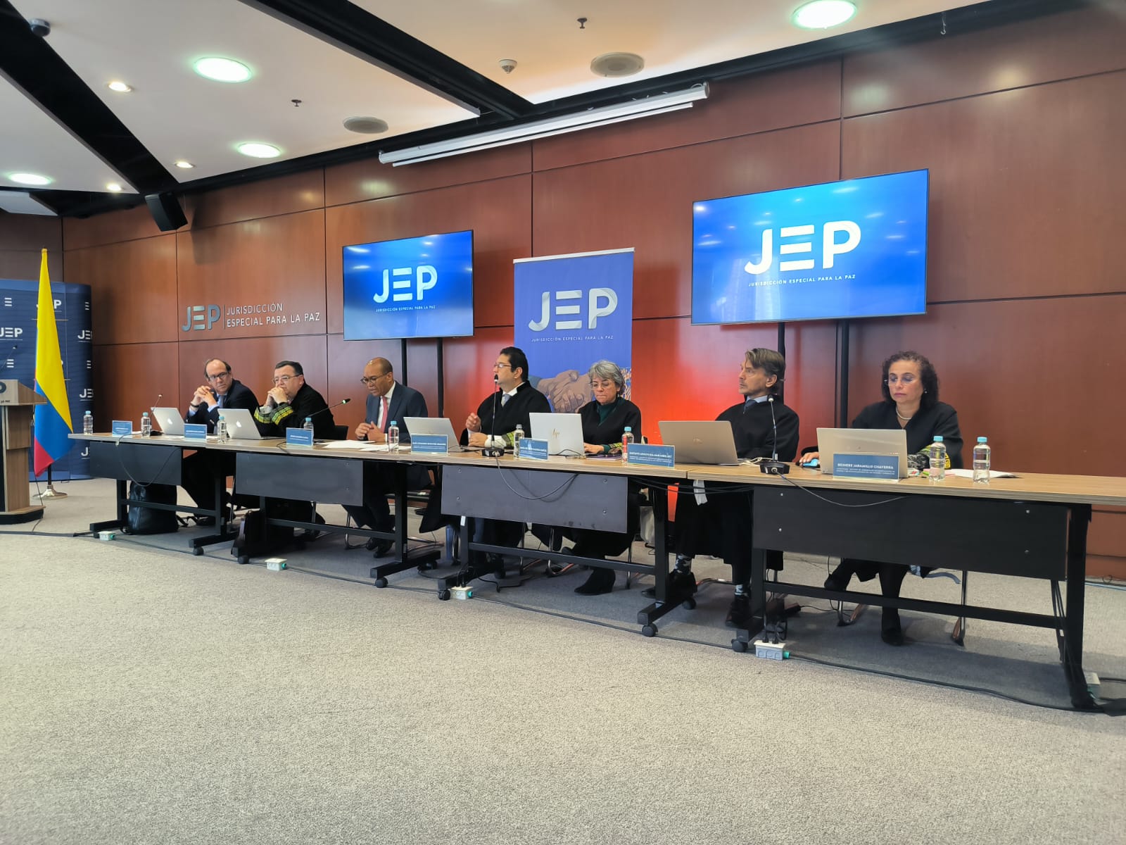 Organizaciones de víctimas y defensoras de derechos humanos rechazan la forma como la JEP ha impulsado y organizado la Audiencia Pública Nacional de Medidas Cautelares